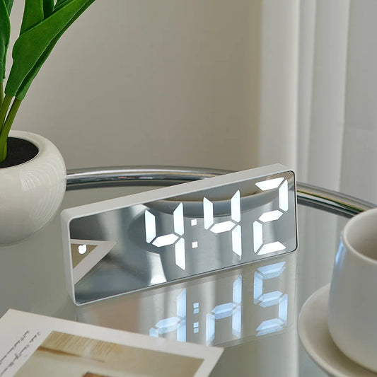 Modern Digital Alarm Clock – Sleek and Functional